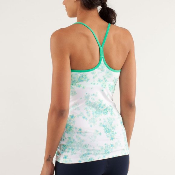 LULULEMON Power Y Tank - Size 4 - Luon Light Material - Picture 2 of 6